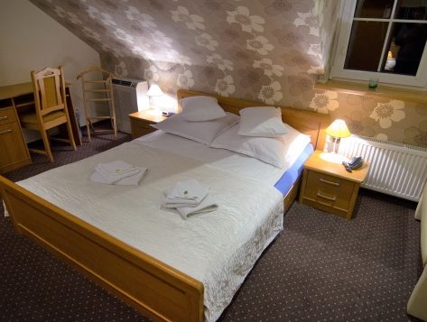 Go艣ciniec pod Sosnami.Hotel 1 gosciniec pod sosnami hotel