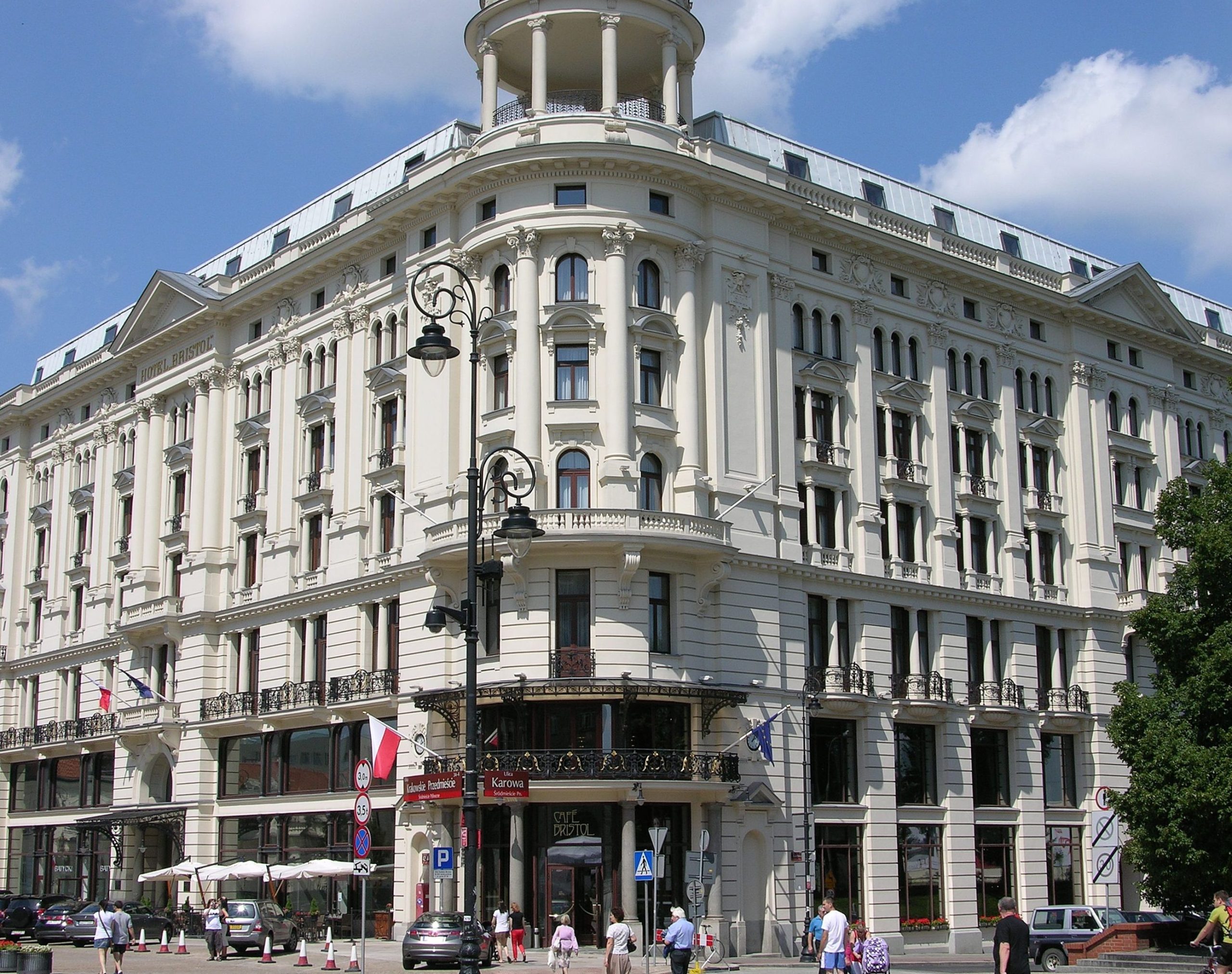 hotel bristol scaled