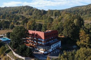 Hotel Pod Dębem