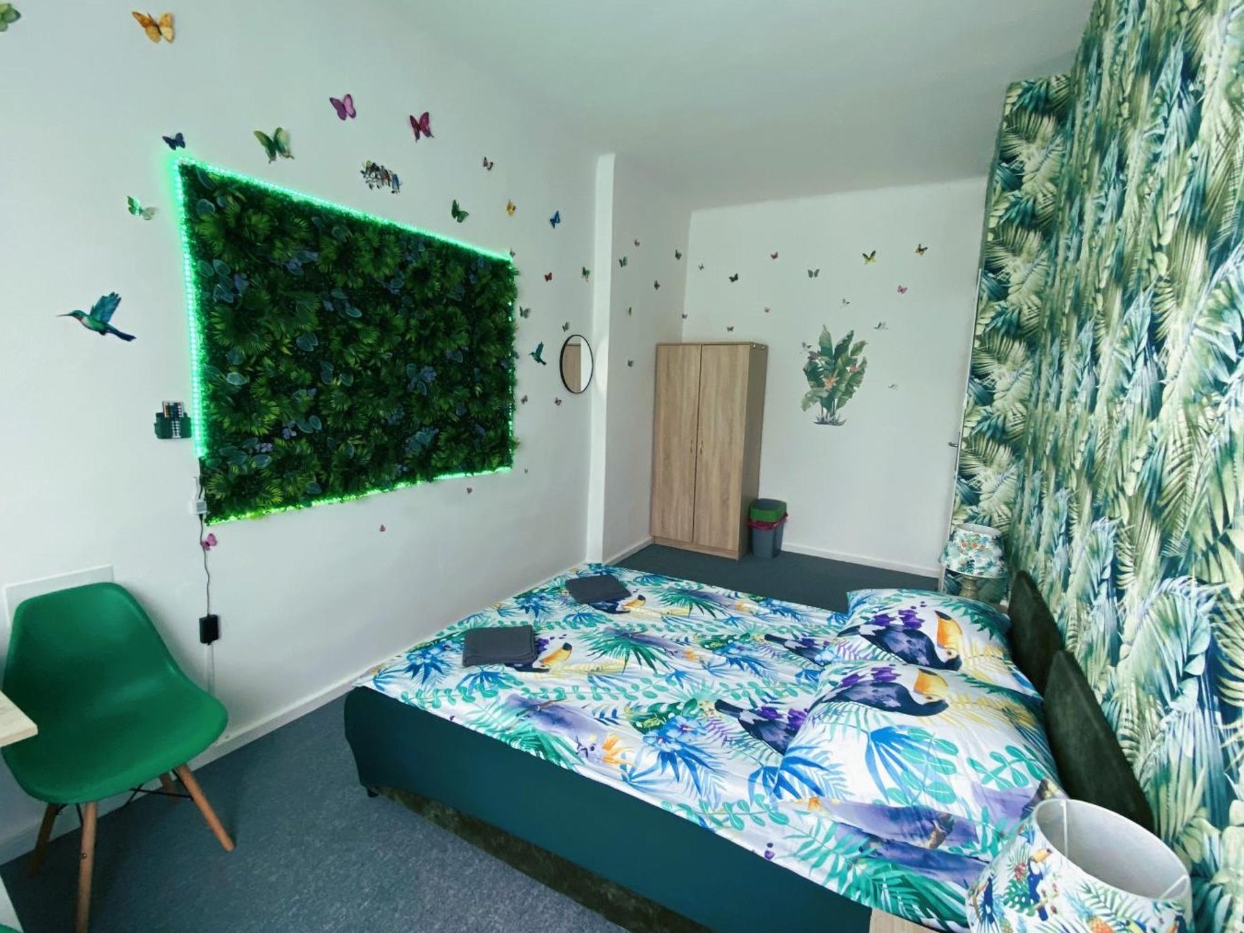 Jungle Rooms Gda艅sk 1 jungle rooms gdansk