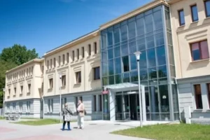 Ośrodek Konferencyjno-Szkoleniowy INNOWACJA 7 Ośrodek Konferencyjno-Szkoleniowy INNOWACJA