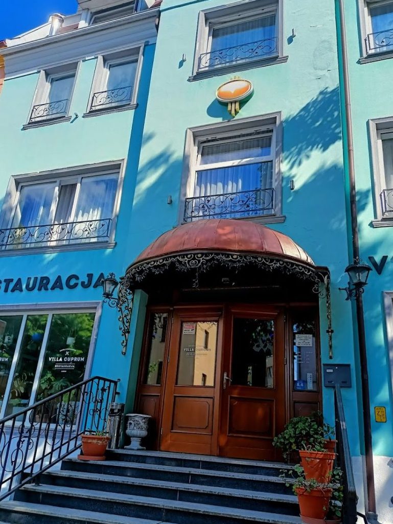 villa cuprum hotel kawiarnia